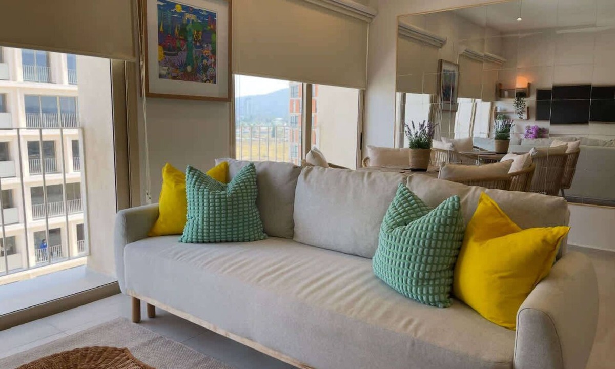 Zapopan Apartment | Modern retreat: warm design, great view, and comfortable