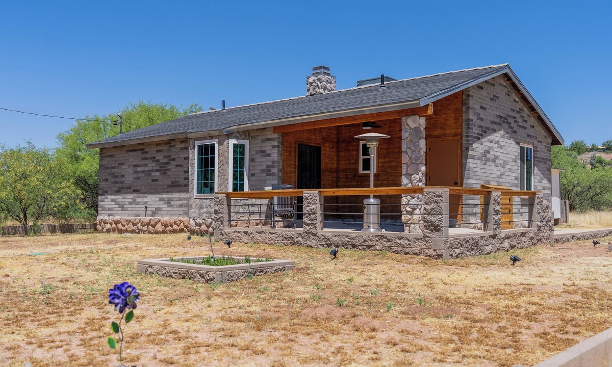 Rimrock House | NEW 3BR Cabin Near Sedona + walk to creek