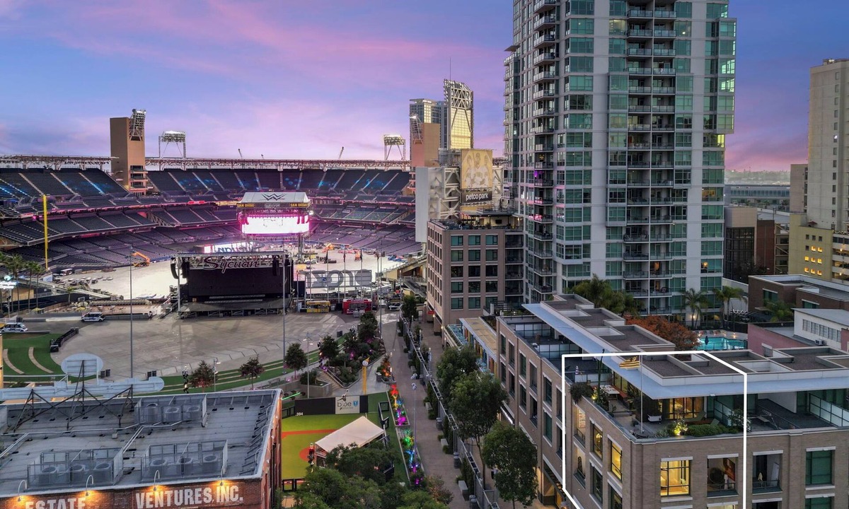 East Village Condo | One-of-a-kind Ballpark Townhome with Private Roof Deck Overlooking Petco Park