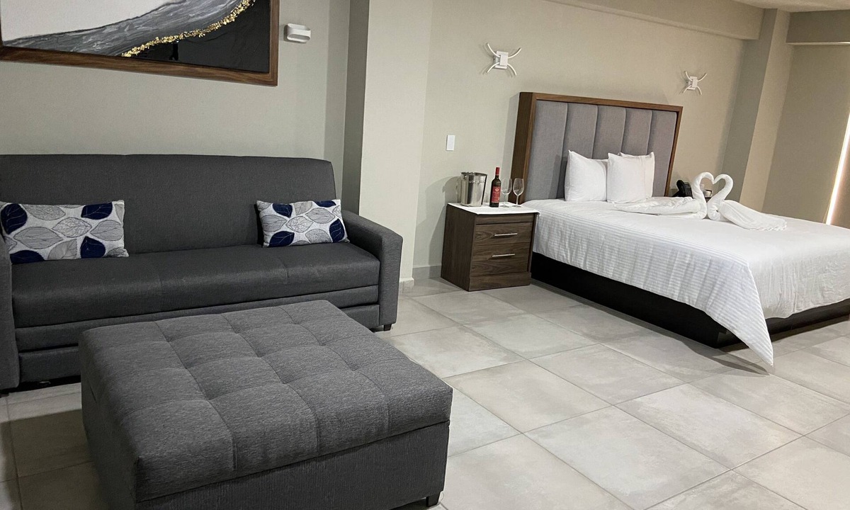 Sahuayo Hotel | Portozul