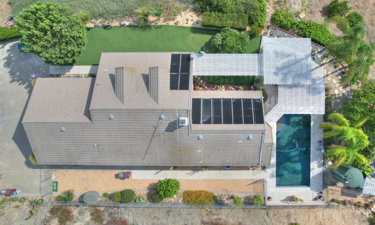 Temecula House | PRIVATE - Hilltop Estate W/Views, Pool, Hot Tub, Mini Golf & More!