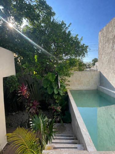 Valladolid Villa | Private House with Pool, 2 Bedrooms & Parking