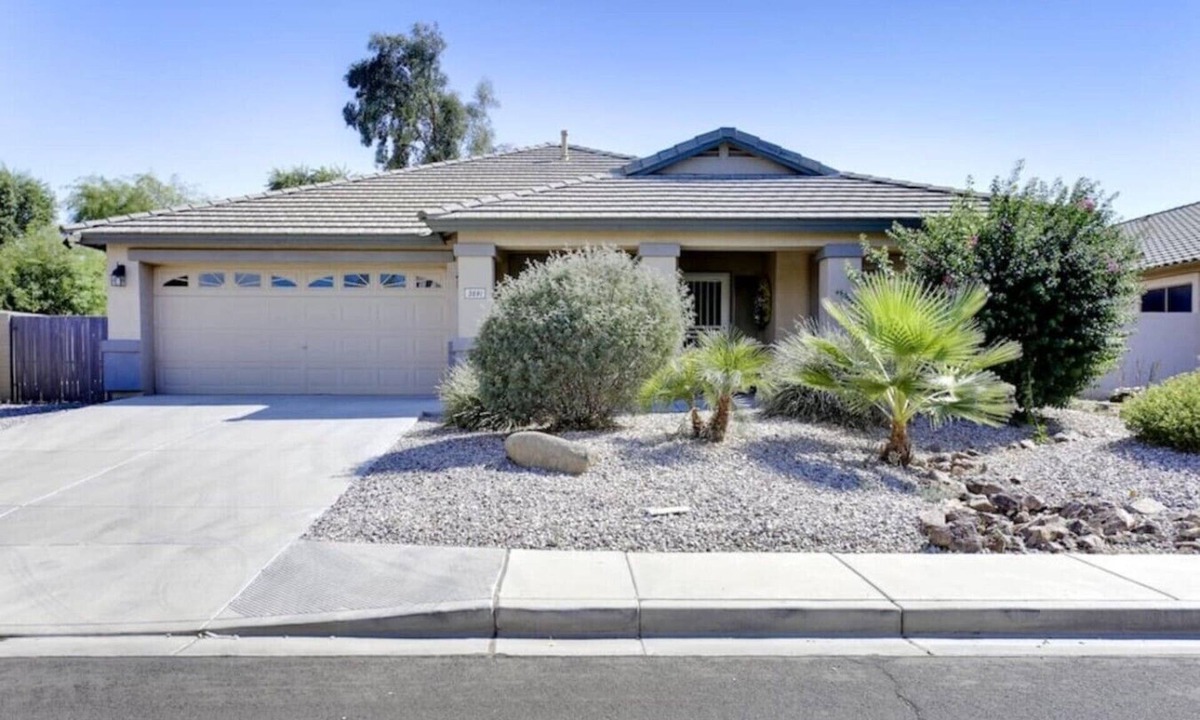 Coronado Ranch House | Private Pool · Pet-Friendly · Gilbert AZ