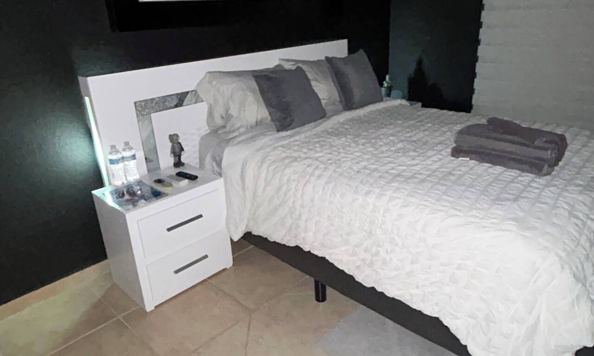 Villahermosa House | Private room in a house with a shared pool