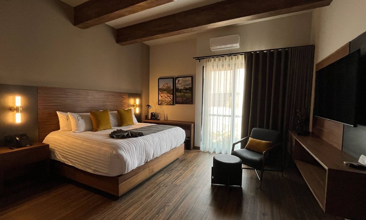 Bernal Hotel | Puertas de la Peña Hotel & Spa