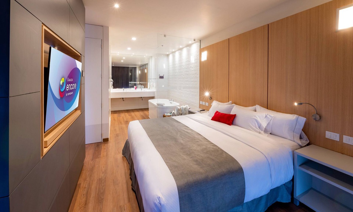 Baja California Hotel | Ramada Encore by Wyndham Guadalajara Aeropuerto