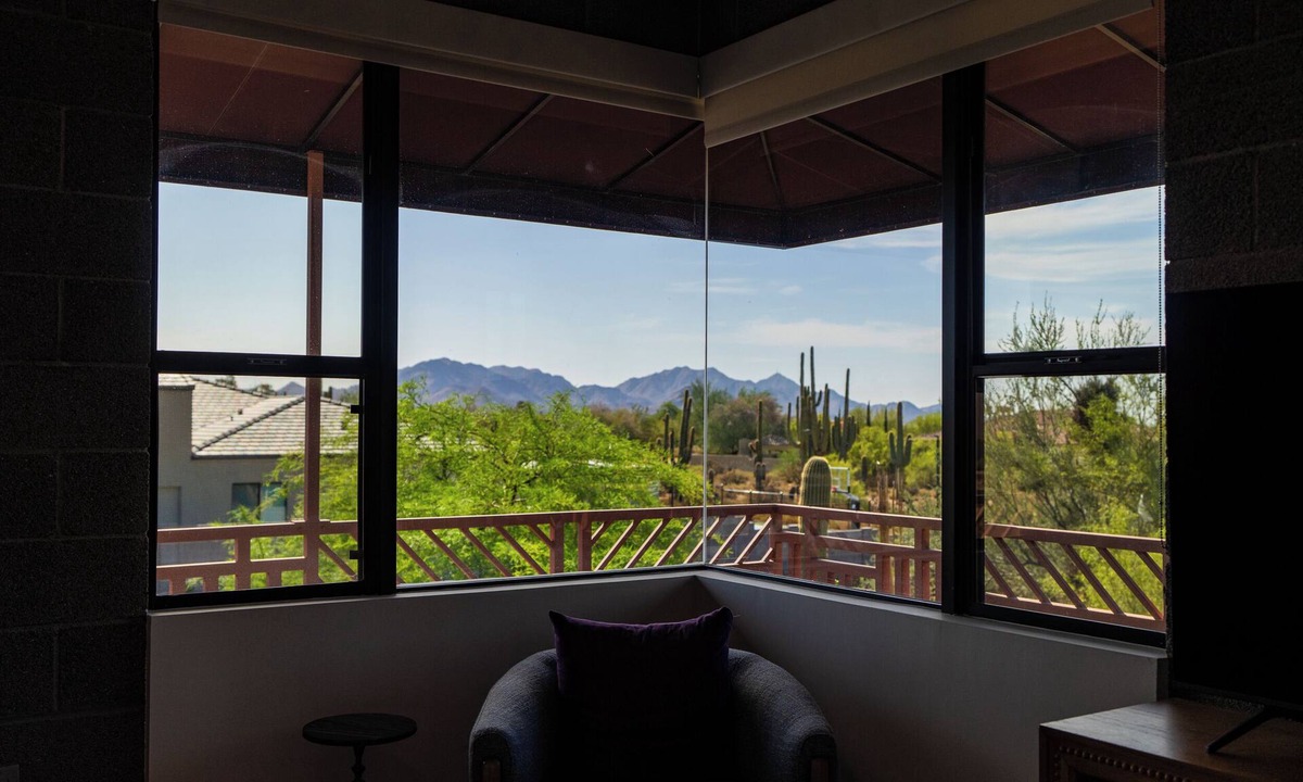 North Scottsdale House | Scottsdale Desert Dreams, 3 king en-suites, 1 acre, custom home
