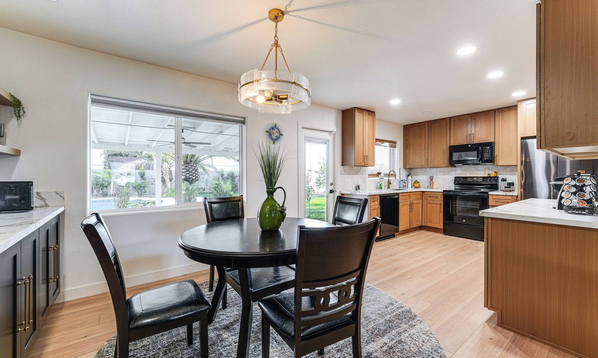 East Morningside Cottage | Shop, Swim & Explore: Updated Phoenix Home!