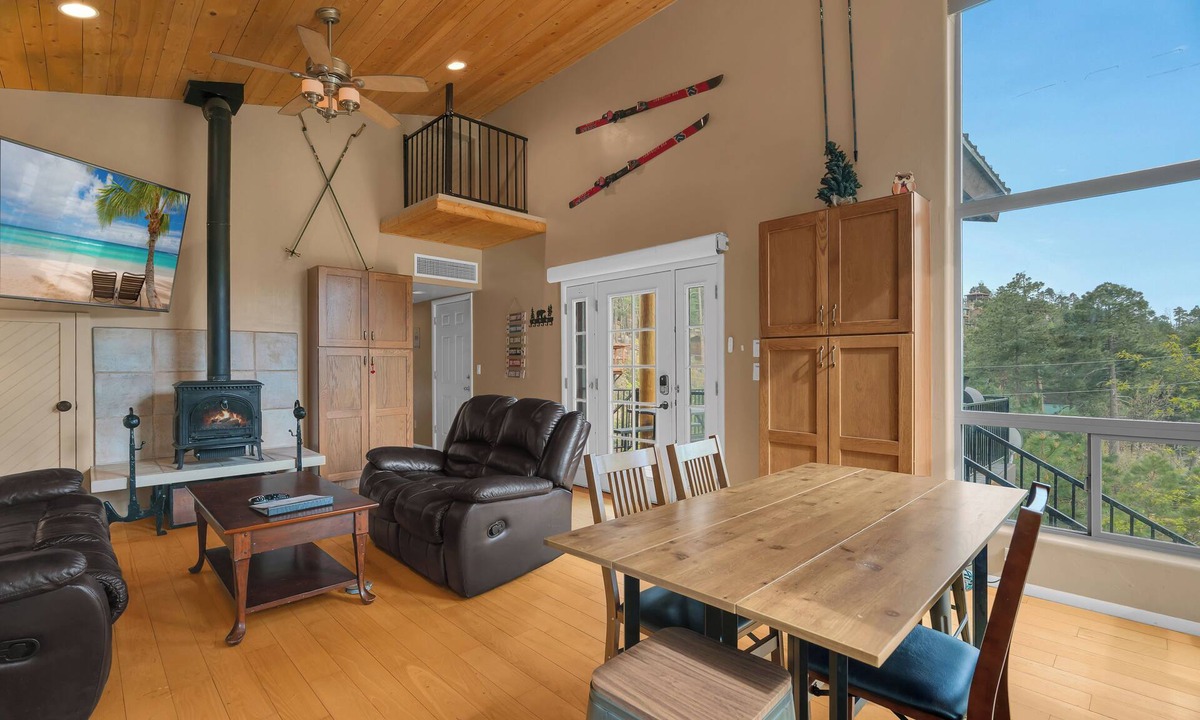 Summerhaven Cabin | Ski Tucson Cabin at Mt Lemmon Hotel Overlooking Summerhaven, Arizona
