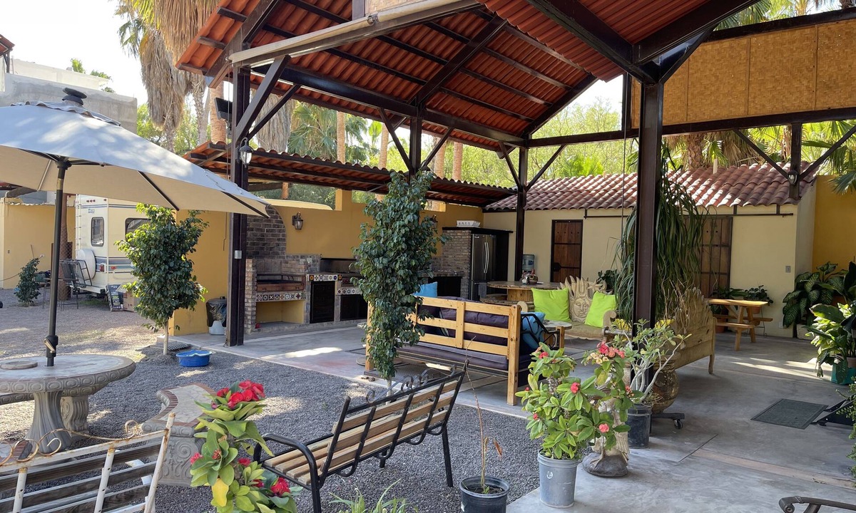 Loreto House | Spacious Palapa half a block of waterfront.