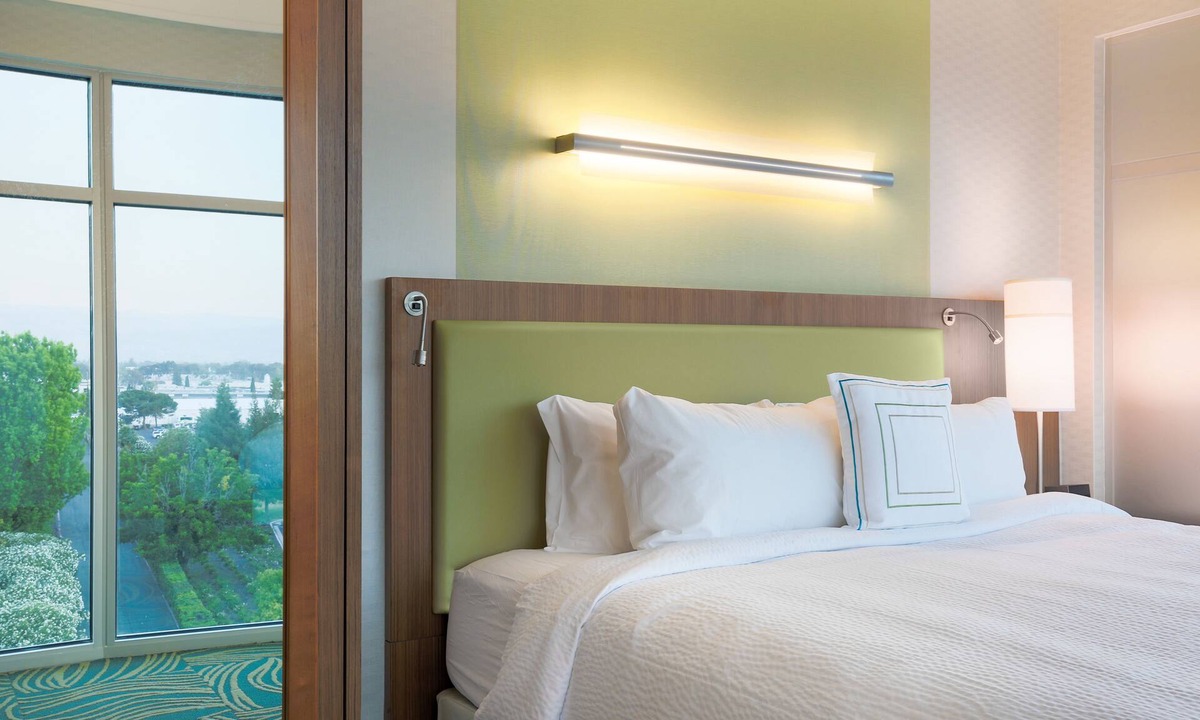 San Jose Hotel | SpringHill Suites by Marriott San Jose Airport