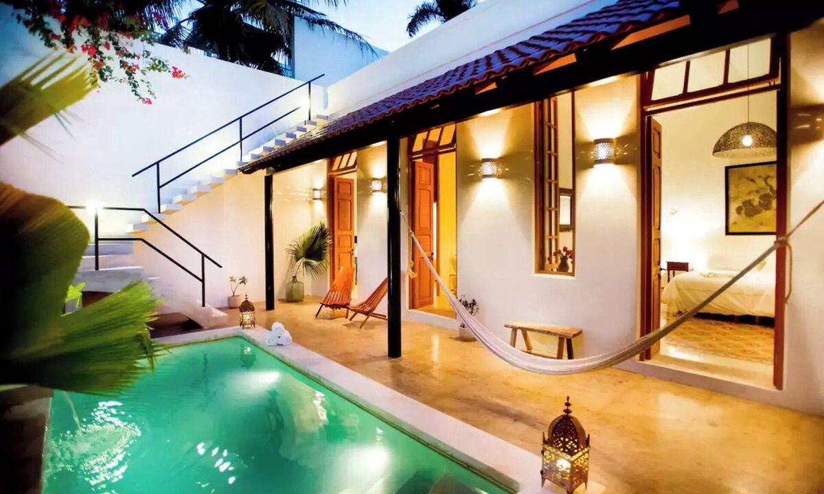 Centro House | Stunning Colonial Modern in Centron