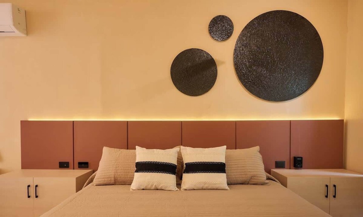 Reforma Apartment | Stylish Oaxaca Loft w/Outdoor Hot Tub & Terrace