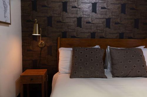 Bisbee Hotel | The Block Basic - Queen