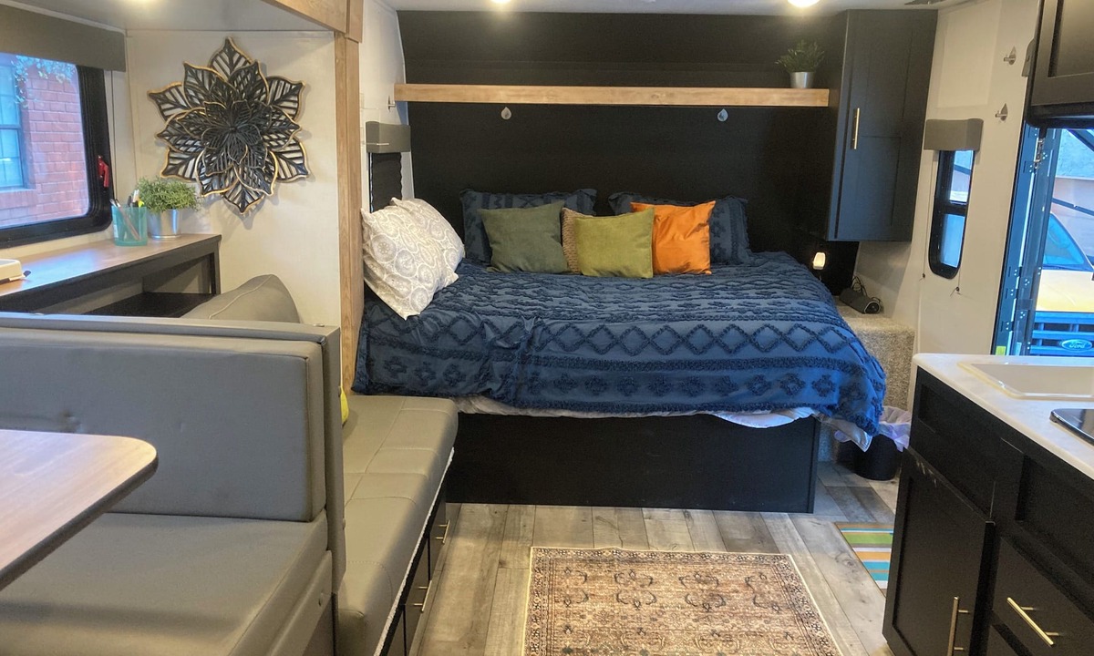 Spring Valley House | The Not So TINY, TINY HOUSE. “The M”