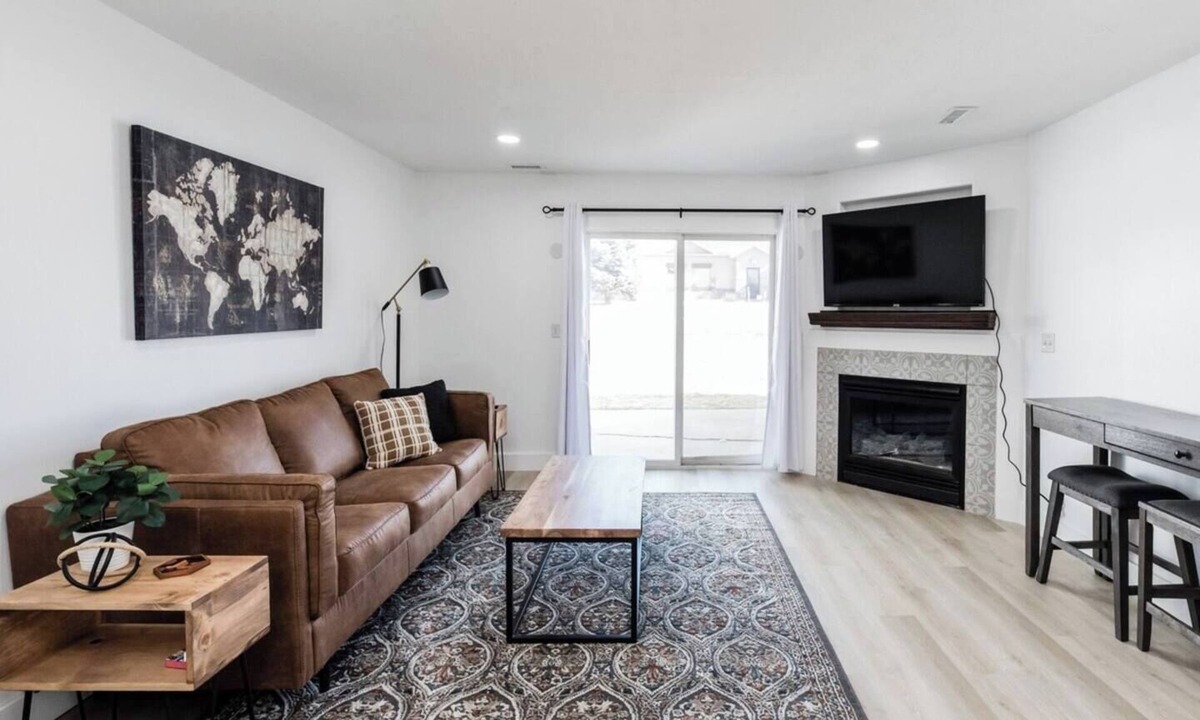 North Logan Condo | This condominium is a 2 bedroom(s), 1 bathrooms, located in North Logan, UT.