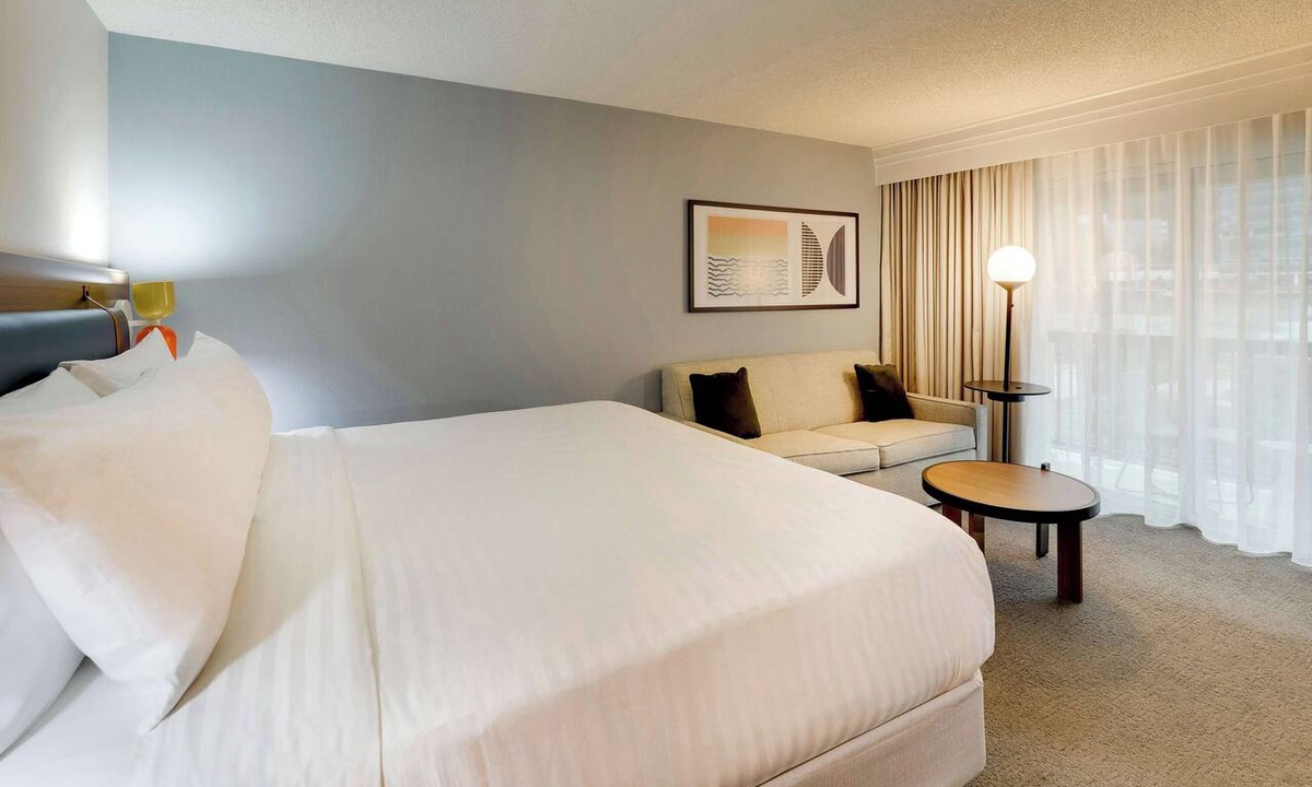 Oyster Point Hotel | Unwind by the Bay with Stunning San Francisco Views! Pet-friendly Property!