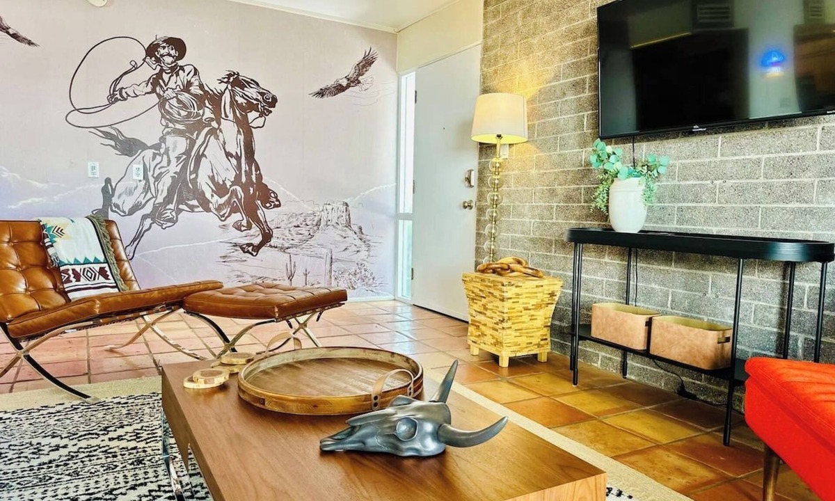 Entertainment District Villa | Urban Cowboy Condo – Scottsdale, AZ
