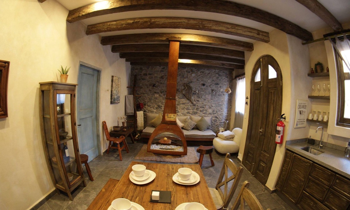 Santeagueda Apartment | Vecchia Luna: Boutique Ground Floor, Val'Quirico.