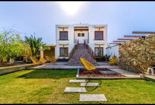 Tlajomulco de Zuniga Villa | Villa Isabela 10 Sleeps - Pool - Huge garden