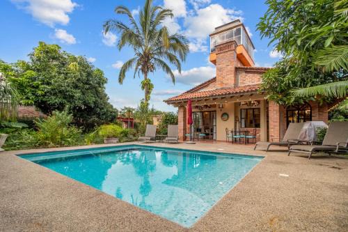 El Tuito House | Villa Jardin de Mariposas