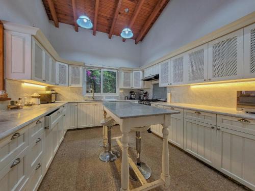 El Santuario Villa | Villas Valle