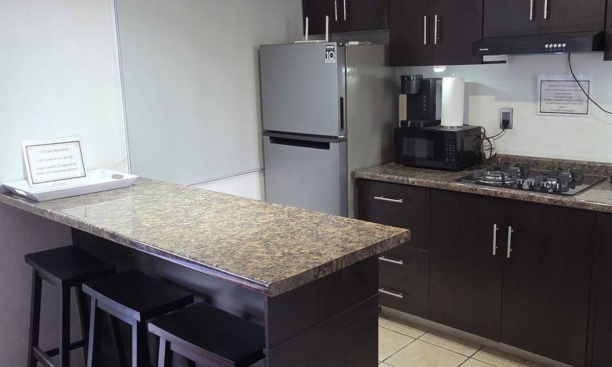Guadalajara Municipality Apartment | Welcome to your home away from home! Located near the center of Guadalajara.