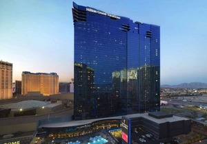 Las Vegas | Pool & Strip Access | Urban Weekend Stay