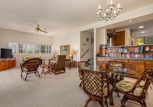 Oceanfront Complex With 2 Pools, Tennis Courts, and Expansive Ocean Views - 10-104 in Kailua-Kona