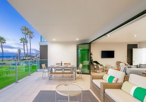 Oceanfront condo with unobstructed ocean views & central AC - dog-friendly