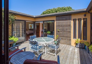 Spacious 3 bedroom home on Seadrift Lagoon in Stinson Beach