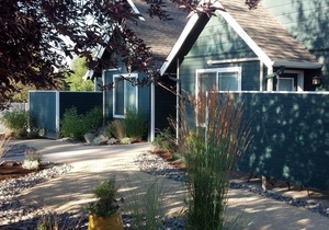 WALK TO DOWNTOWN & OLD MILL-1 BLOCK TO THE RIVER-MODERN/ATTRACTIVE 1 BDR SUITE in Bend