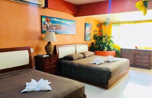 Playacar House | Suite Jacuzzi Room in Stunning Villa Playacar Ii