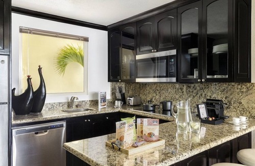 Punta Sam Resort | 1-bedroom in charming Cancún with breathtaking gardenviews and more!