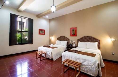 Centro Hotel | 2 Units Double Beds | Pool | Centro Mérida Near Parque Santa Lucia