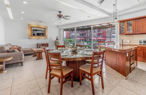 San Pedro Mixtepec Apartment | 3-bedroom Condo with AC, WiFi, Ocean Views, Tennis court & Gym in Vivo resorts