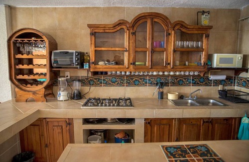Las Playas Apartment | 3BR/2BA Condo With Pool & AC – Steps to the Beach