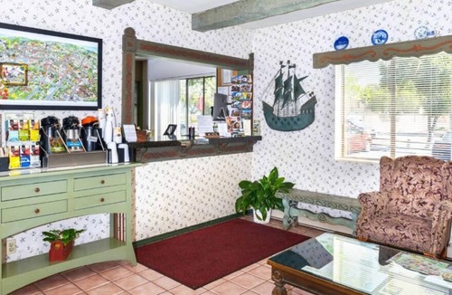 Solvang House | 4 Spacious Units w/ FREE Parking and BFast, Pool, Minutes to Solvang Theaterfest