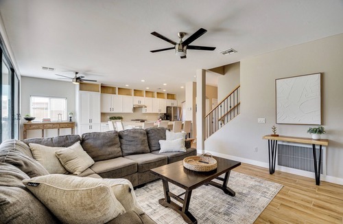 Spanish Trails Estates House | 8 Mi to Saguaro National Park: Family Home w/Yard