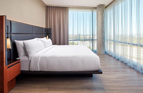 Sunnyvale Hotel | AC Hotel by Marriott Sunnyvale Cupertino