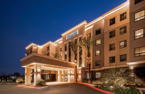 Irvine Business Complex Apartment | Accessible 2BR | Roll-In Shower, Breakfast + Pool