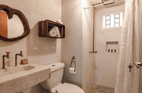 Downtown Hotel | Ahava Hotel