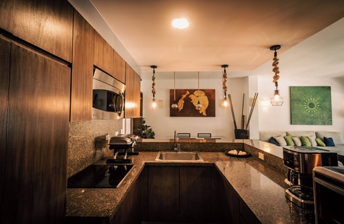 Downtown Hotel | Aldea Thai Oceanview Penthouses