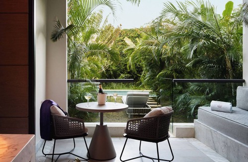 Punta Sam Hotel | All-Inclusive Getaway: Spacious Room w/Private Pool & Garden in Beachfront