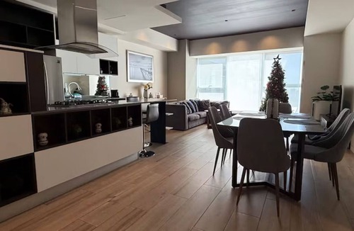 Financial District Apartment | Amazing 3 bedroom Apartment Loby 33