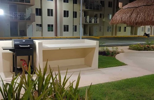 Cancun Apartment | APARTMENT IN CANCUN WITH SWIMMING POOL IN A CONDOMINIUM