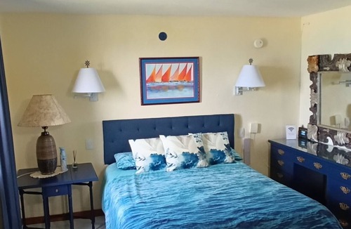 Zona Hotelera Resort | "APRIL SUITE" WELCOME TO OUR LOVELY AND COZY BEACHFRONT SUITE