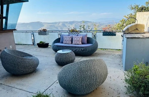 Mystic Hills House | Architectural 3-bedroom house with Views Laguna Beach Monthly stays.