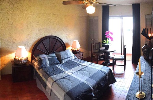 Zona Expo Hotel | Aurora Suites