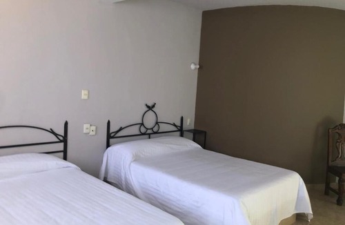 Morelia Hotel | Auto Hotel El Pacífico